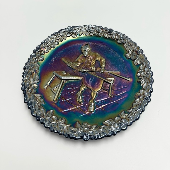 Fenton - Vintage (1970s) Carnival Art Glass Plate. NOT FOR FOOD USE!!! - Picture 14 of 17